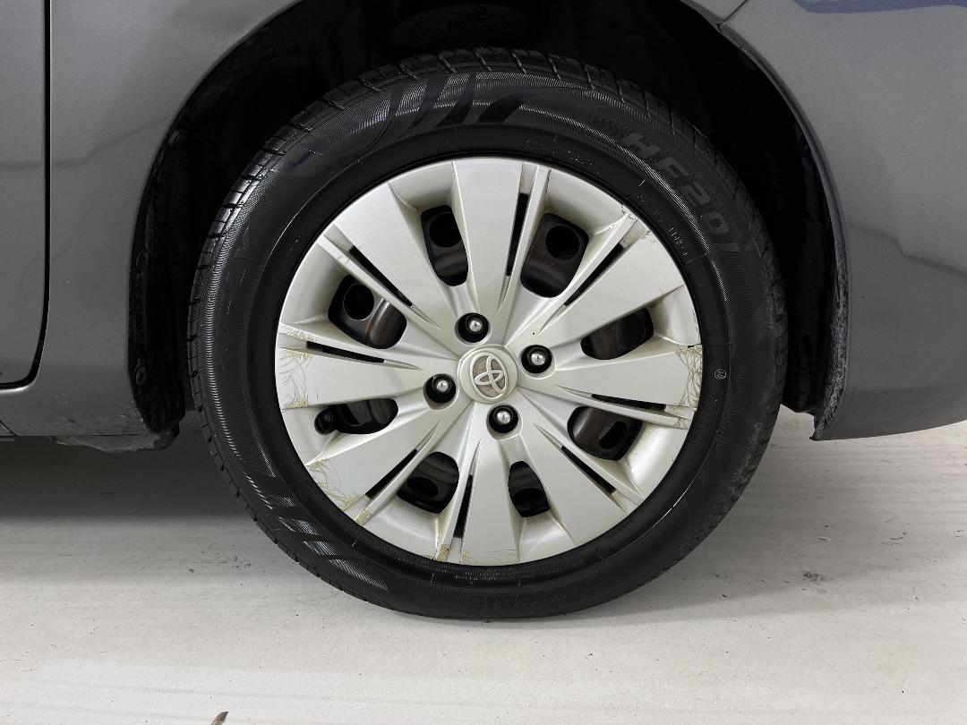 Photo '9' of Toyota Yaris