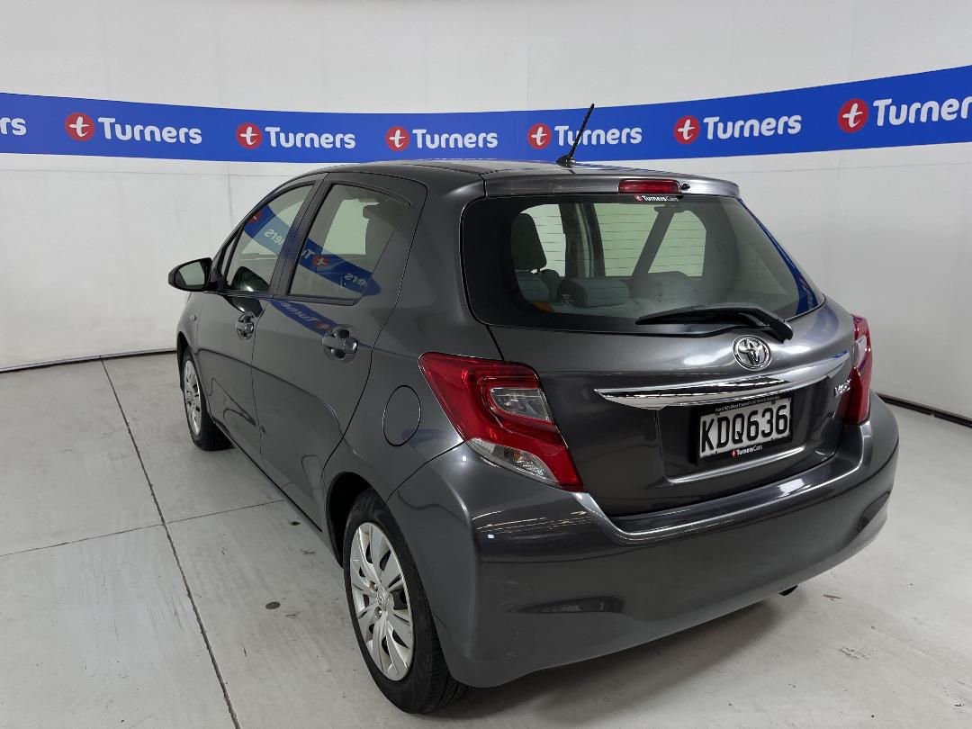 Photo '5' of Toyota Yaris