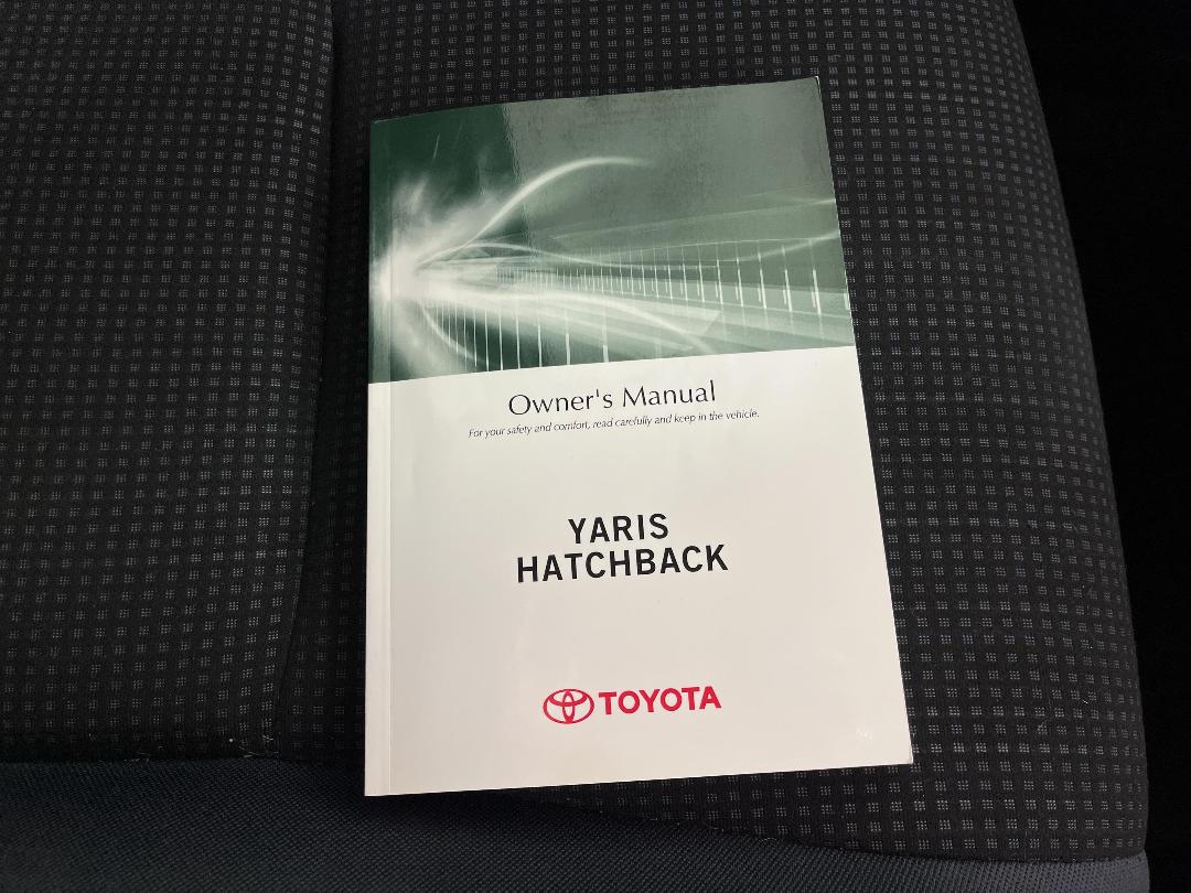 Photo '27' of Toyota Yaris