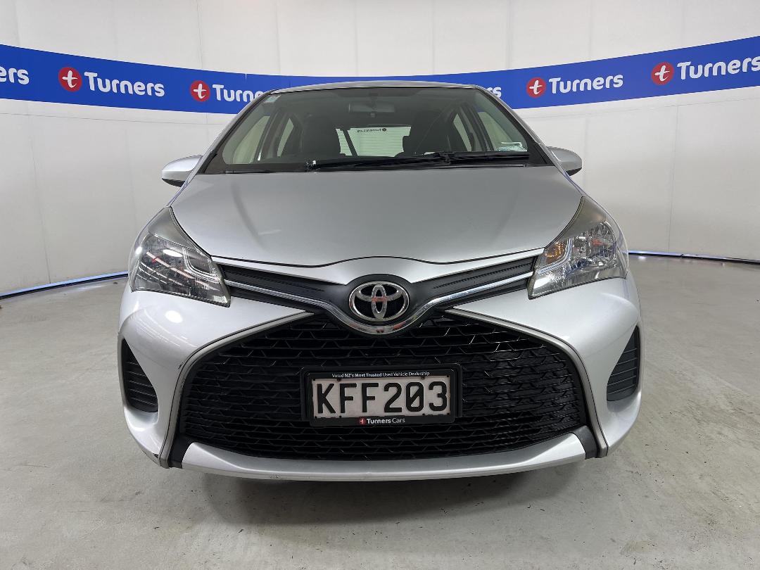 Photo '2' of Toyota Yaris