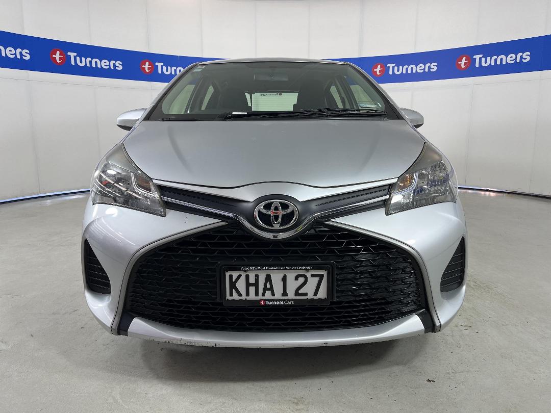Photo '2' of Toyota Yaris