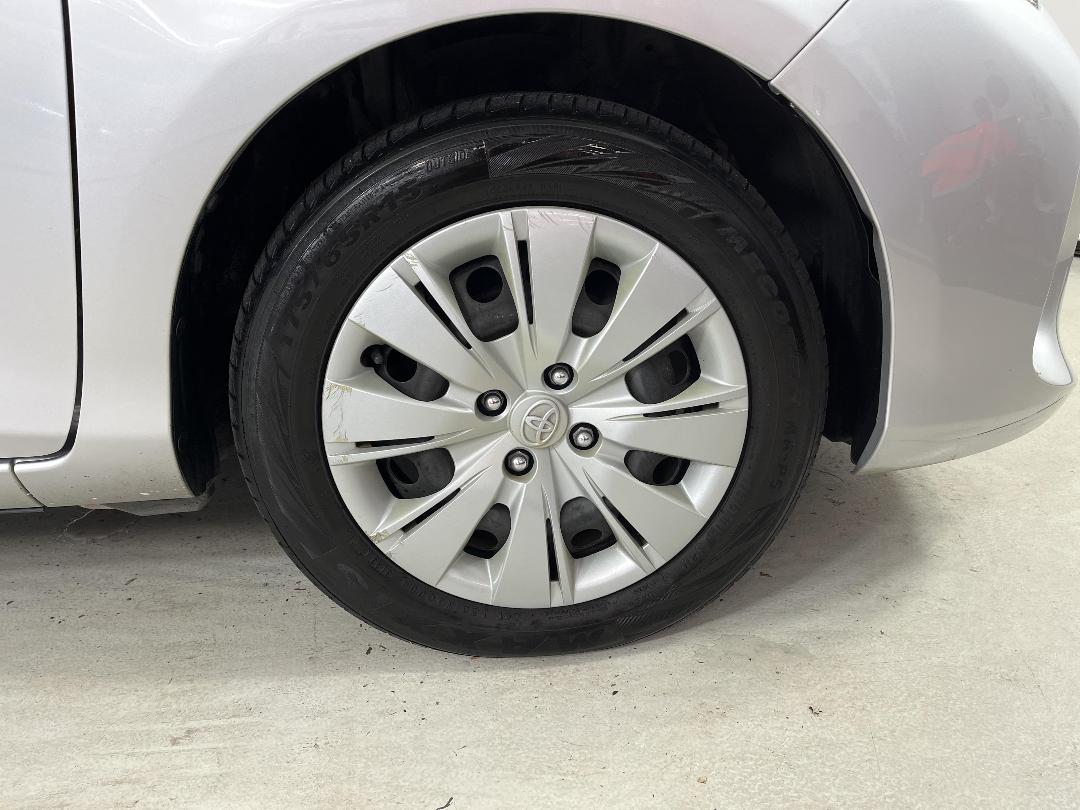 Photo '9' of Toyota Yaris