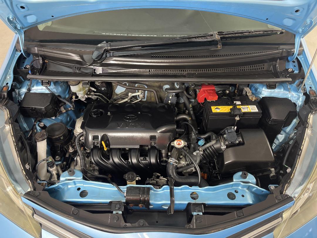 Photo '13' of Toyota Yaris Photo '13' of Toyota Yaris