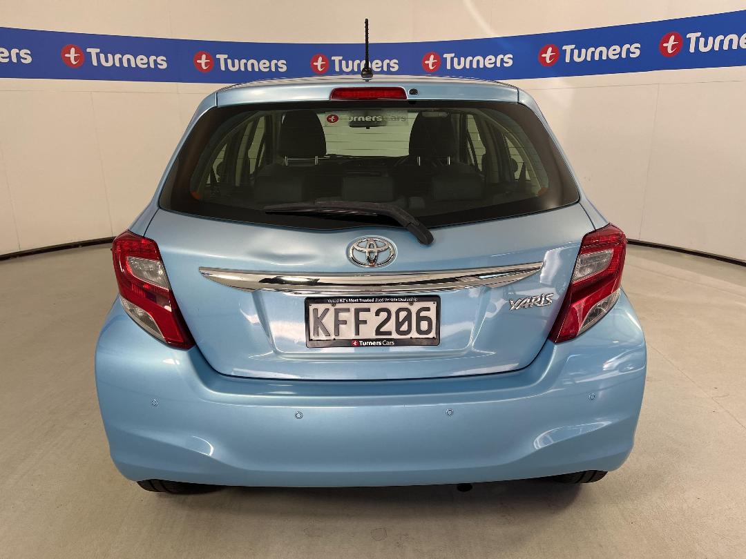 Photo '6' of Toyota Yaris Photo '6' of Toyota Yaris