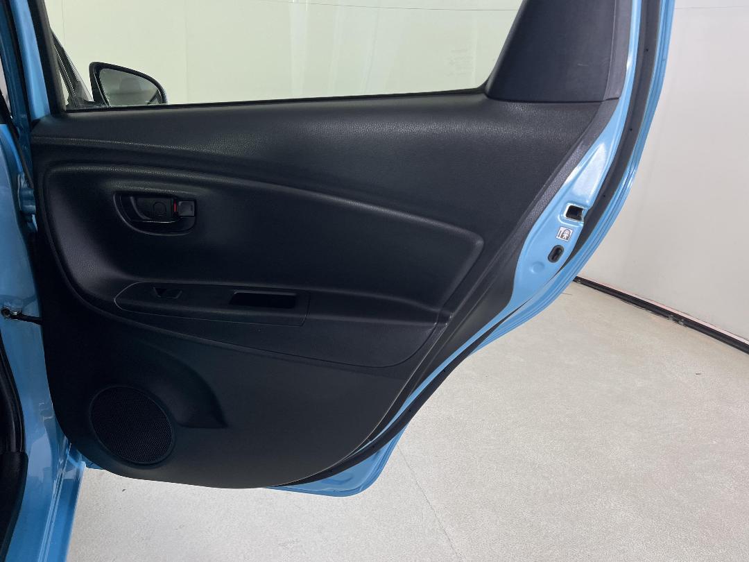 Photo '19' of Toyota Yaris Photo '19' of Toyota Yaris