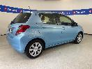 Thumbnail '7' of Toyota Yaris