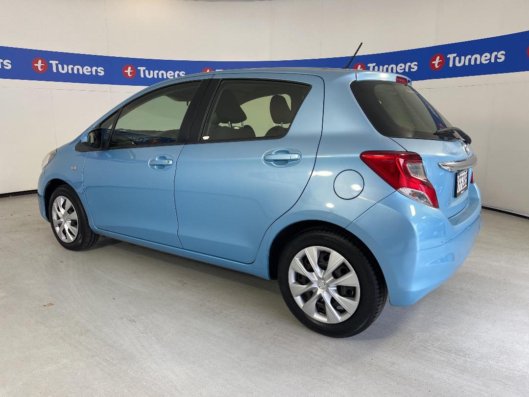 Photo '5' of Toyota Yaris