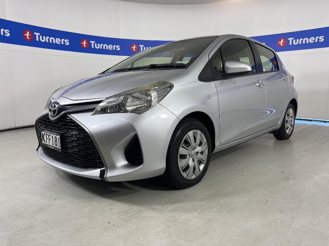 Photo '4' of Toyota Yaris