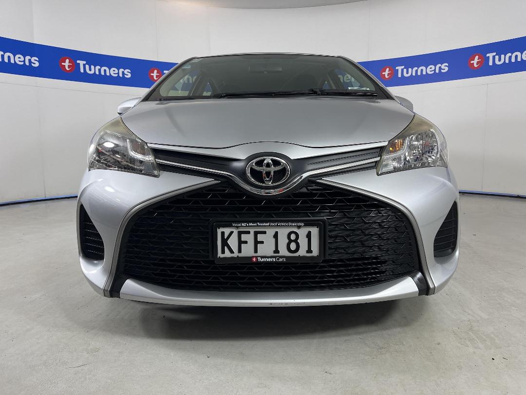 Photo '2' of Toyota Yaris