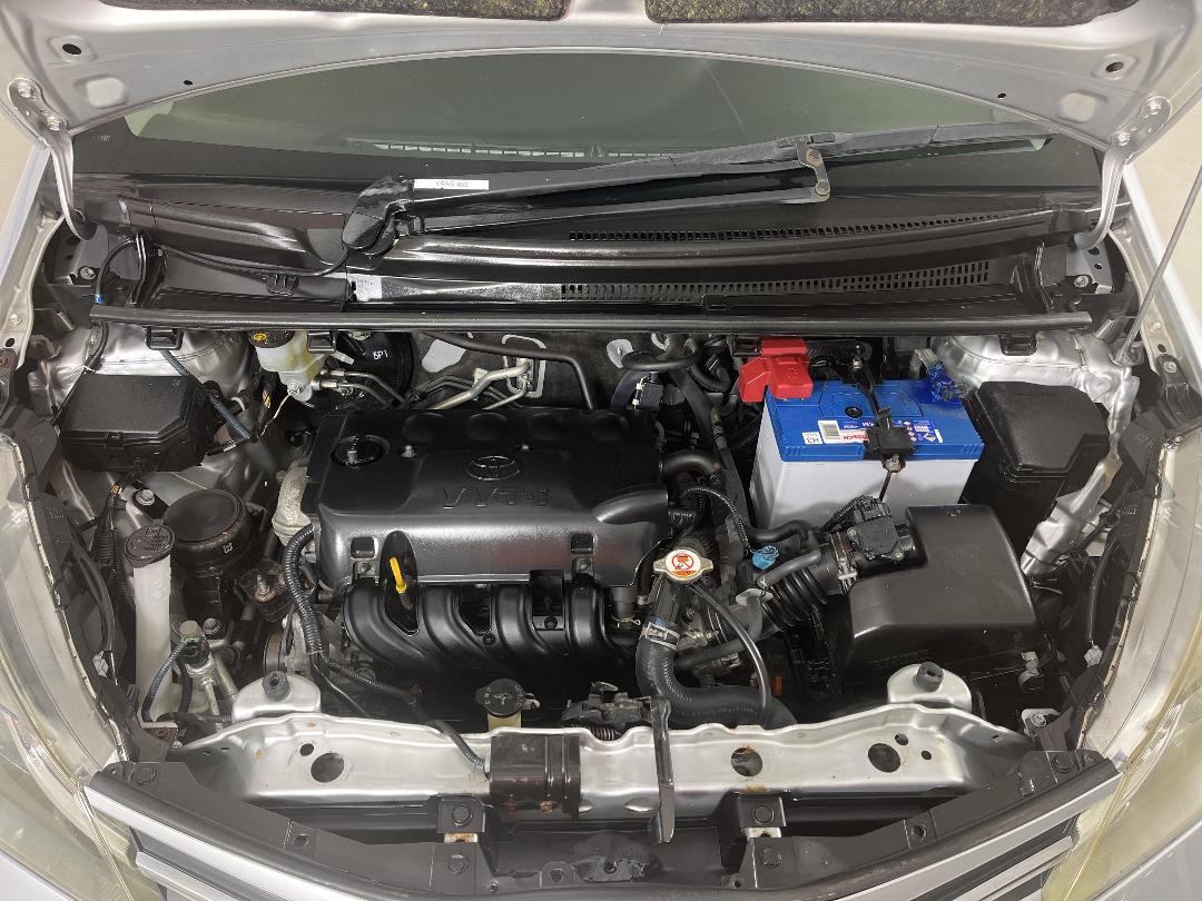 Photo '13' of Toyota Yaris