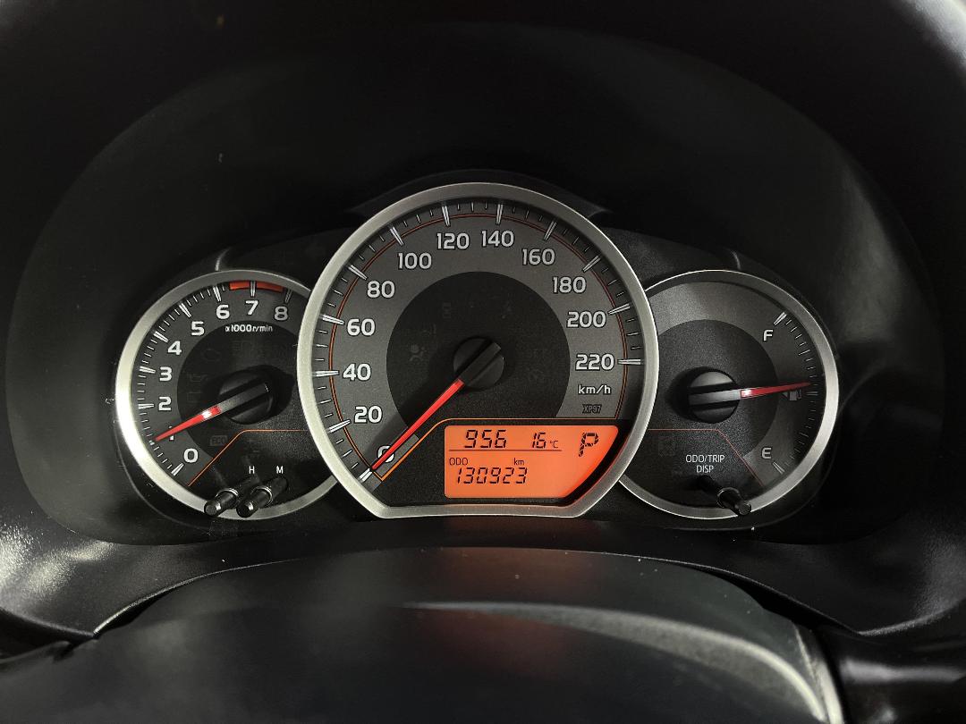 Photo '21' of Toyota Yaris