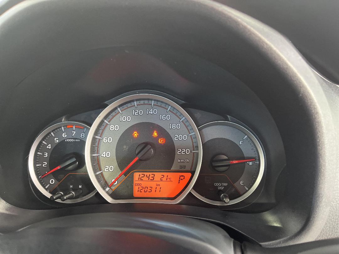 Photo '21' of Toyota Yaris