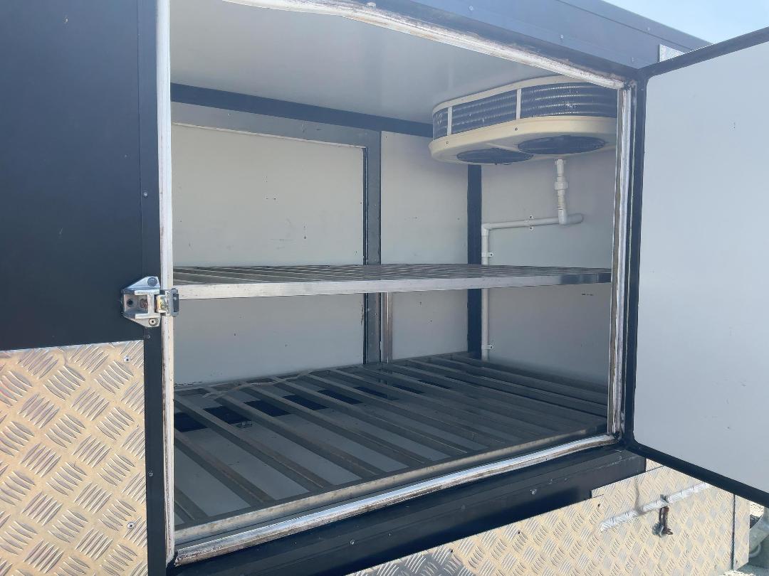 Photo '10' of TRAILER HOME BUILT Chiller - Single