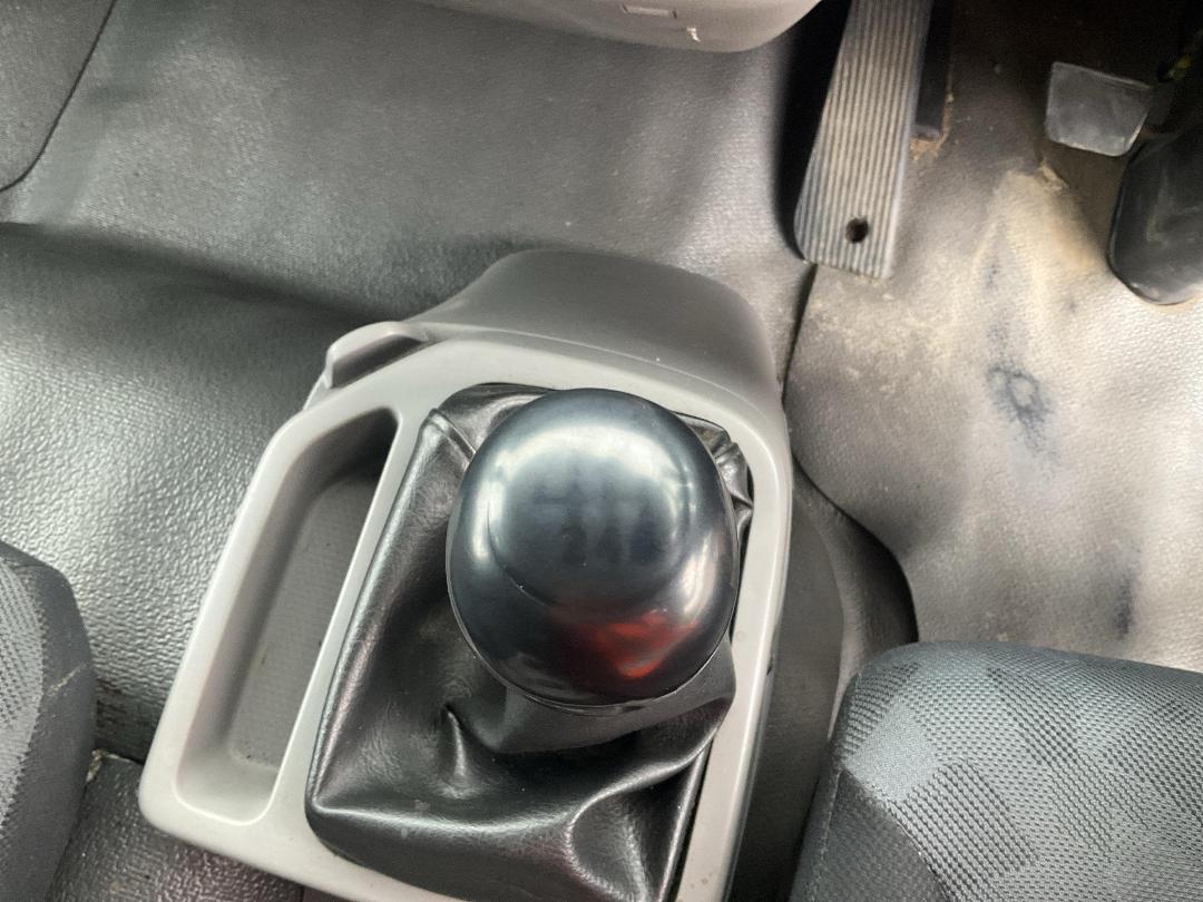 Photo '15' of UD MK11280 Curtainsider