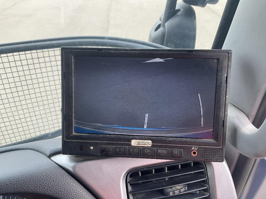 Photo '34' of UD MK11280 Curtainsider