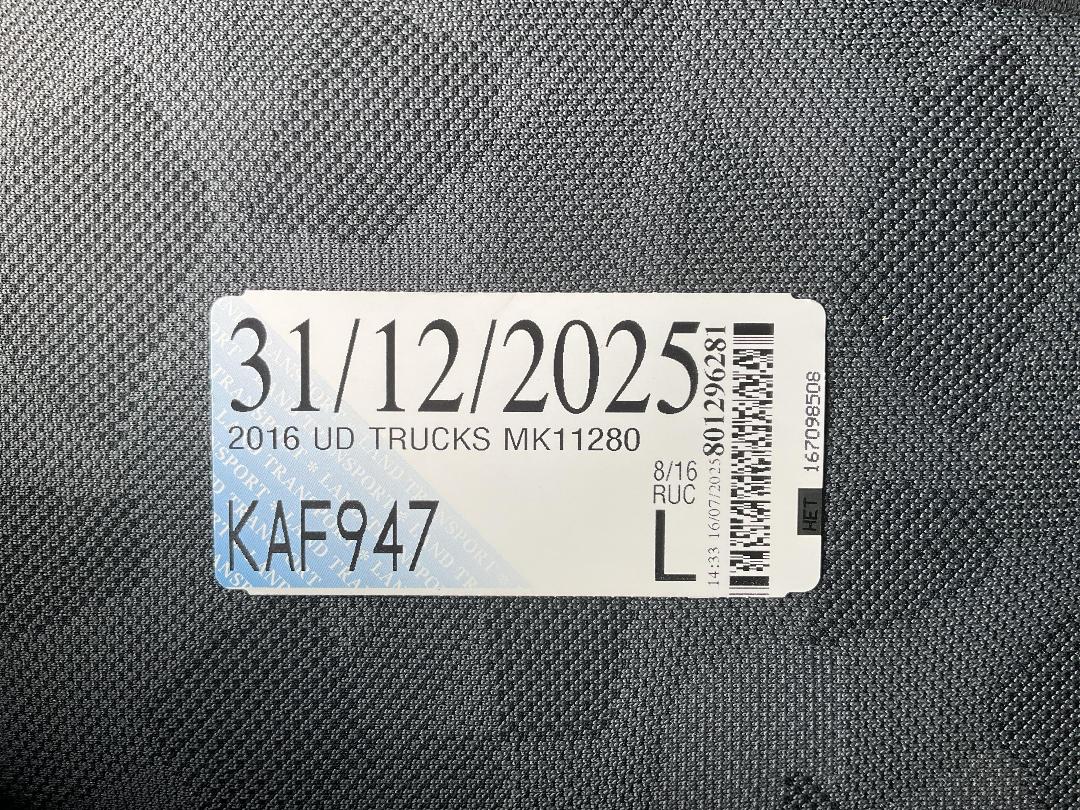 Photo '48' of UD MK11280 Curtainsider