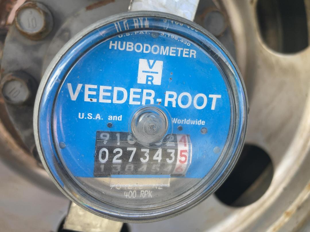 Photo '30' of UD TRUCKS MK11250 Curtainsider