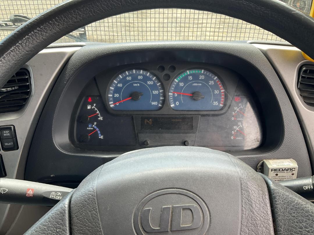 Photo '12' of UD Trucks MK11250 Traffic Management