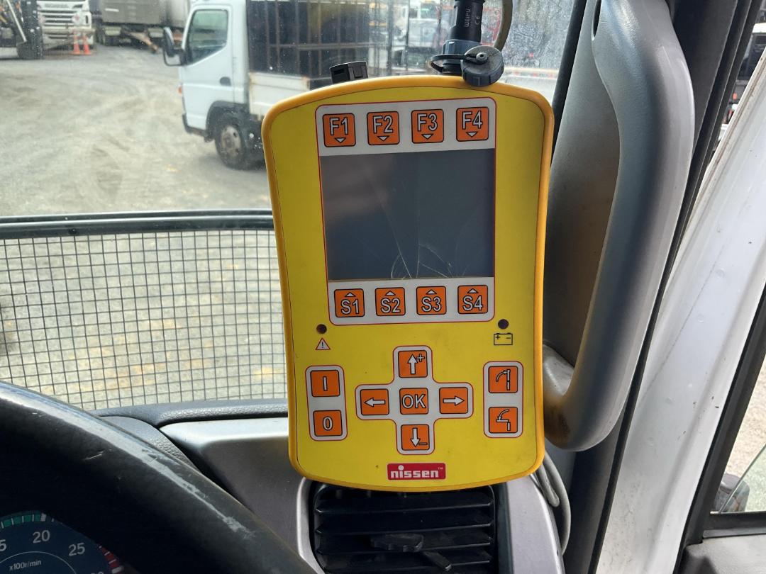 Photo '17' of UD Trucks MK11250 Traffic Management