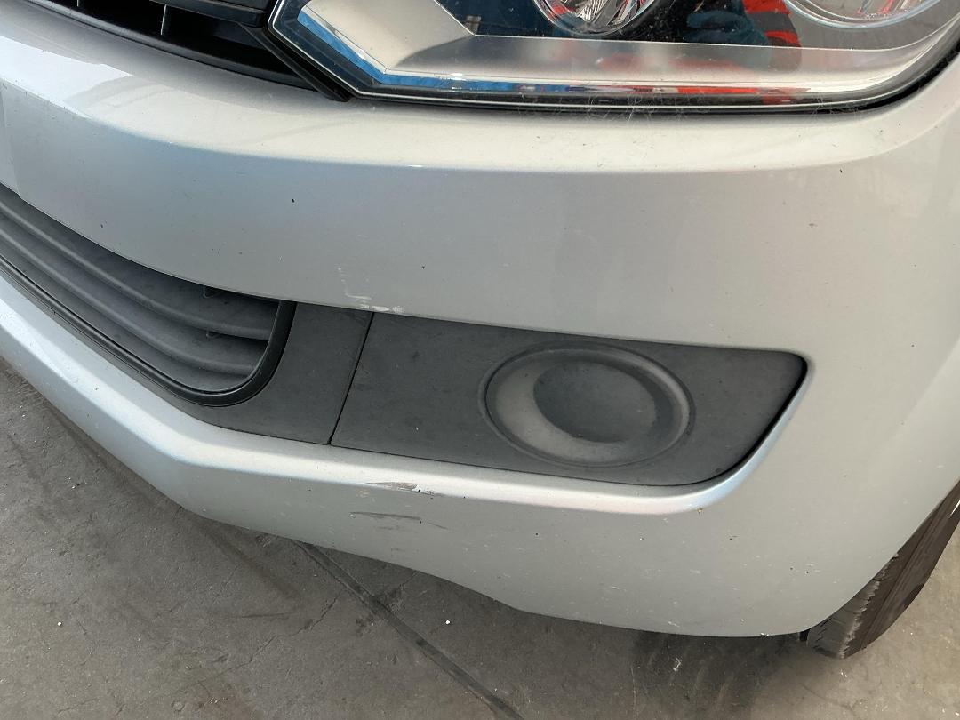 Photo '5' of Volkswagen Amarok Core 4X4 TDI 4Motion Photo '5' of Volkswagen Amarok Core 4X4 TDI 4Motion