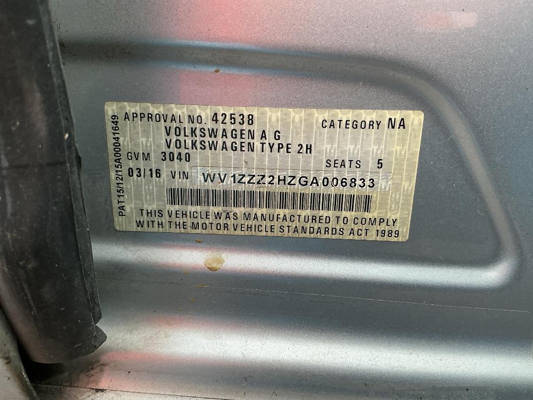 Photo '18' of Volkswagen Amarok Core 4X4 TDI 4Motion Photo '18' of Volkswagen Amarok Core 4X4 TDI 4Motion