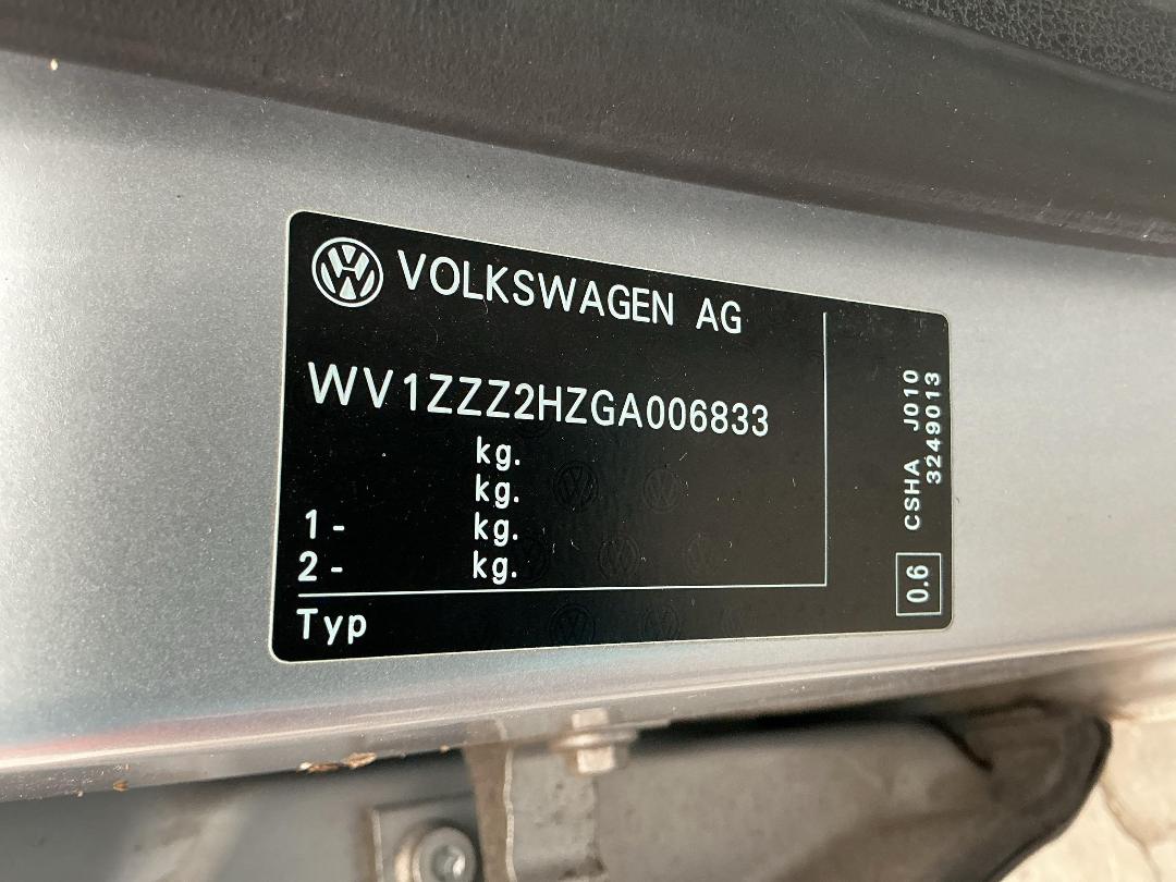 Photo '19' of Volkswagen Amarok Core 4X4 TDI 4Motion Photo '19' of Volkswagen Amarok Core 4X4 TDI 4Motion