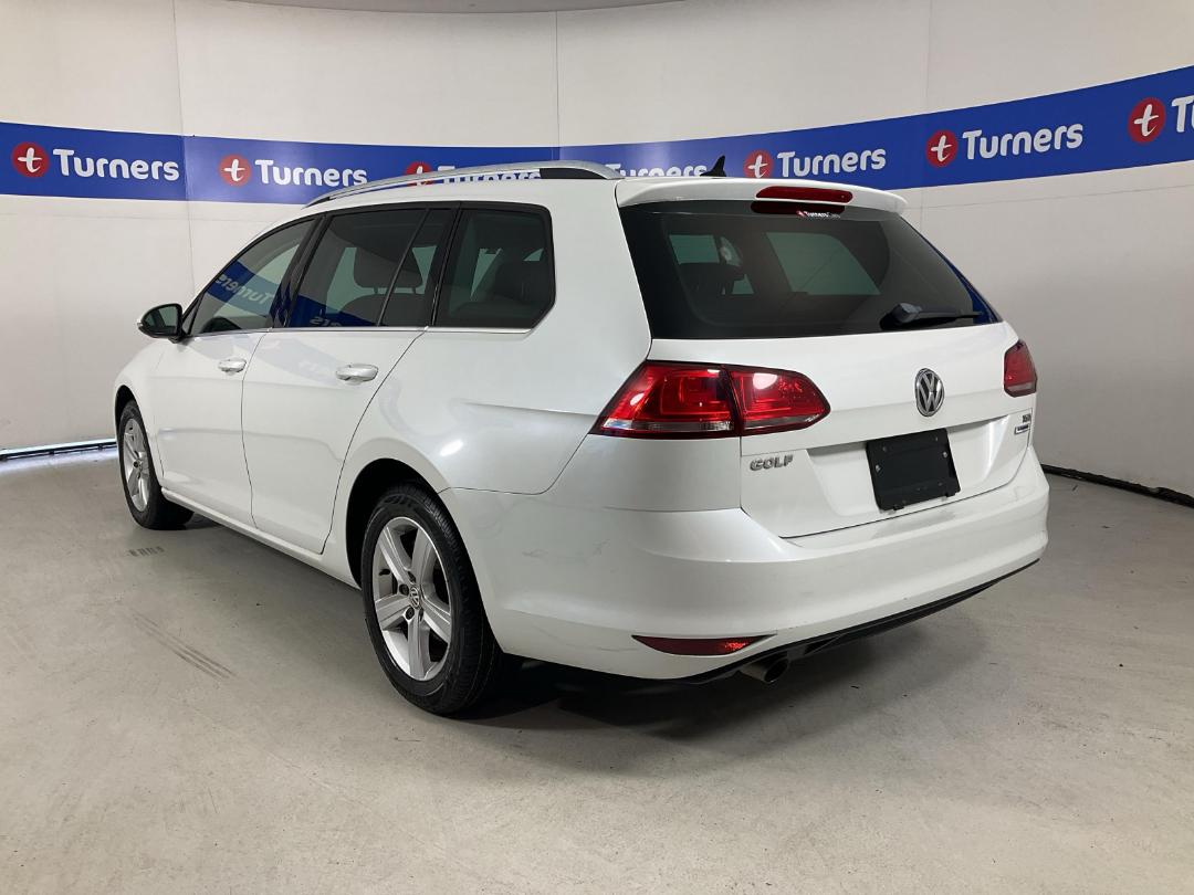 Photo '5' of Volkswagen Golf Photo '5' of Volkswagen Golf