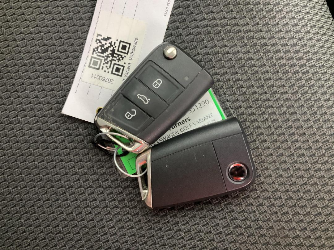 Photo '22' of Volkswagen Golf Photo '22' of Volkswagen Golf