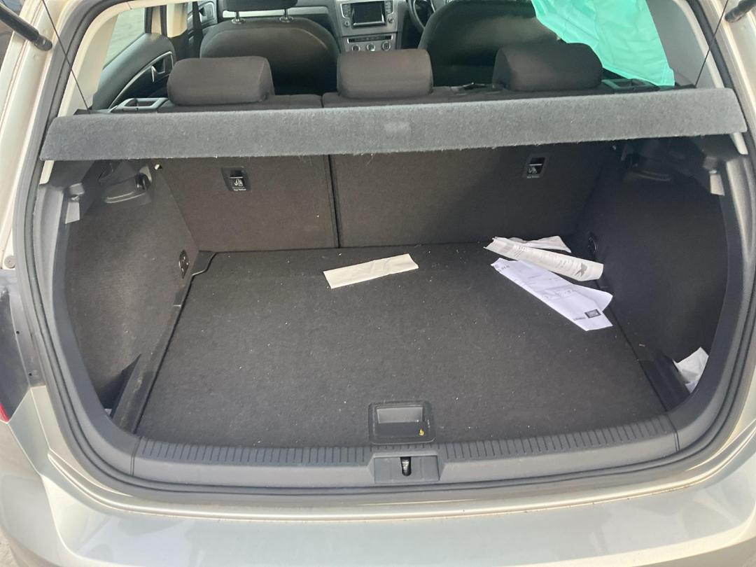 Photo '14' of Volkswagen Golf TSI Trendline Photo '14' of Volkswagen Golf TSI Trendline