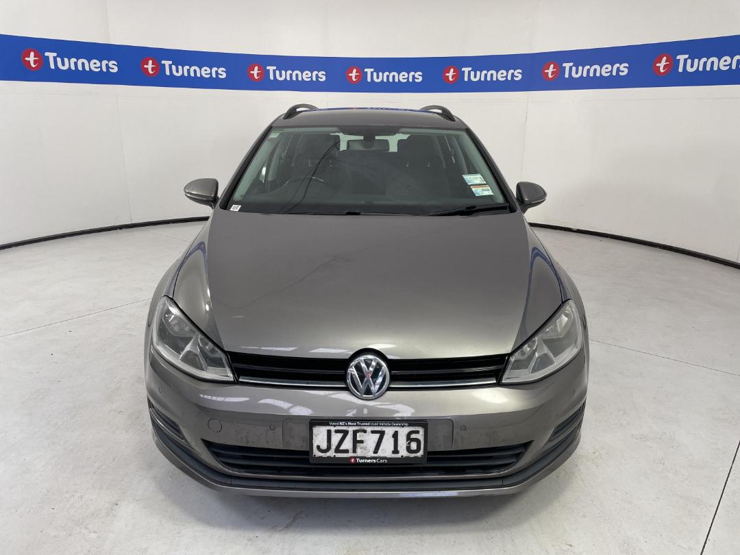 Photo '2' of Volkswagen Golf Photo '2' of Volkswagen Golf