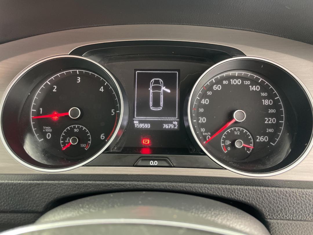 Photo '21' of Volkswagen Golf Photo '21' of Volkswagen Golf