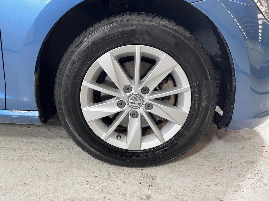 Photo '9' of Volkswagen Golf Photo '9' of Volkswagen Golf