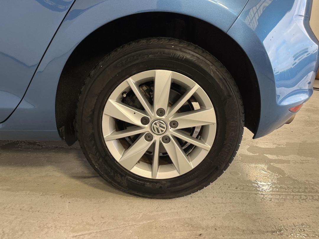 Photo '11' of Volkswagen Golf Photo '11' of Volkswagen Golf