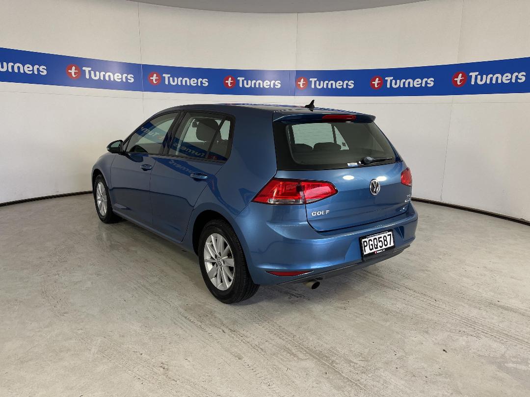 Photo '5' of Volkswagen Golf Photo '5' of Volkswagen Golf