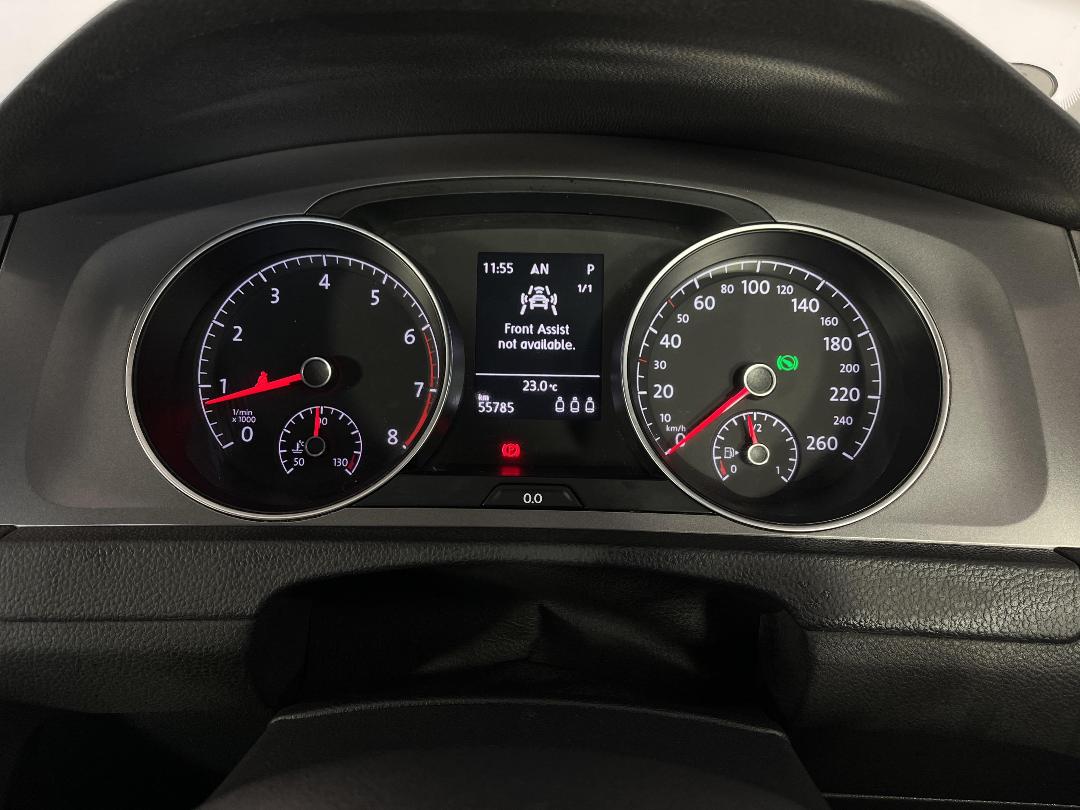 Photo '21' of Volkswagen Golf Photo '21' of Volkswagen Golf