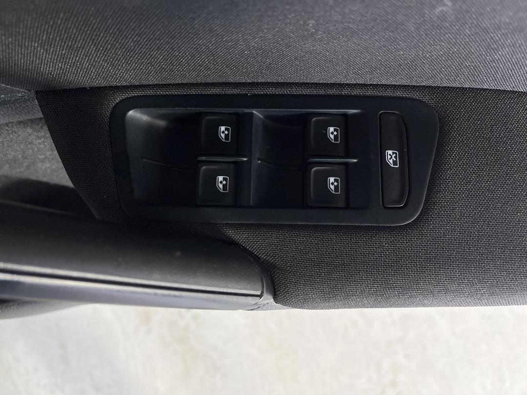 Photo '25' of Volkswagen Golf Photo '25' of Volkswagen Golf