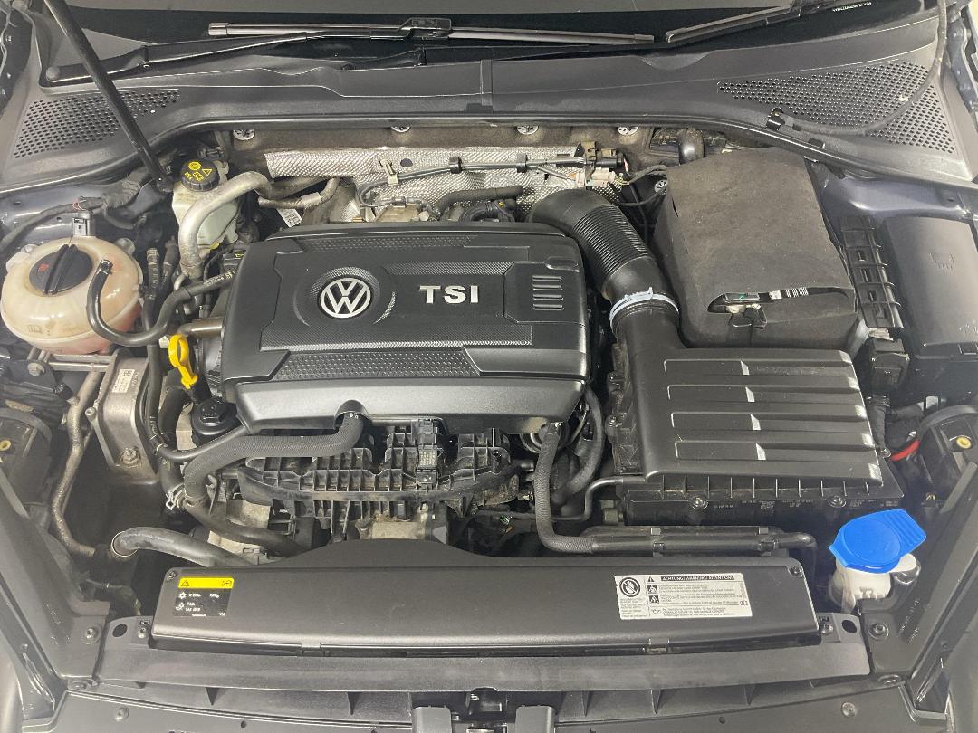 Photo '13' of Volkswagen Golf Photo '13' of Volkswagen Golf