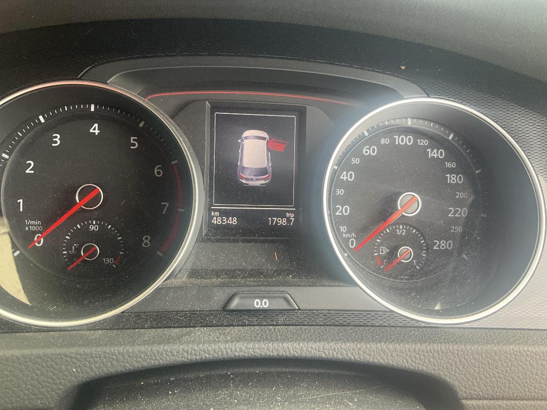 Photo '8' of Volkswagen Golf GTI 162KW