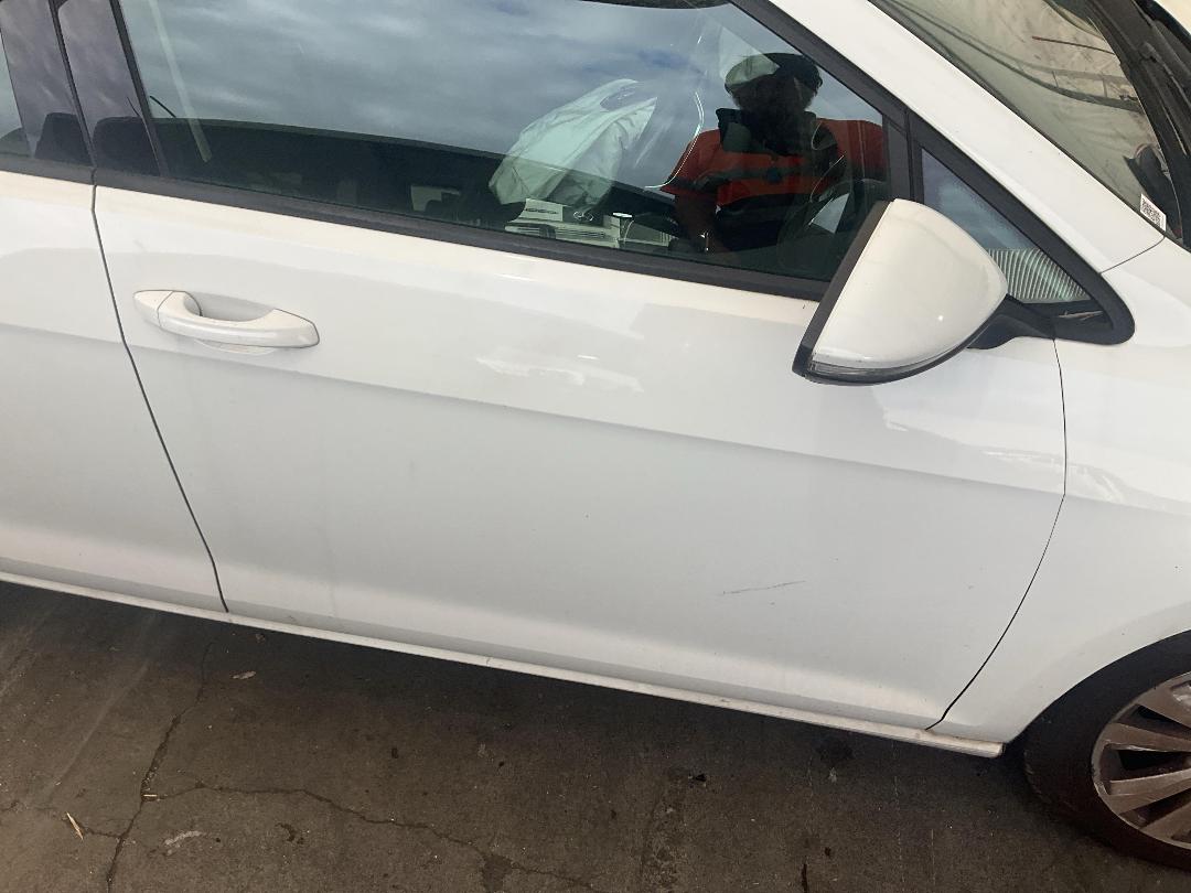 Photo '3' of Volkswagen Golf TSI Comfortline