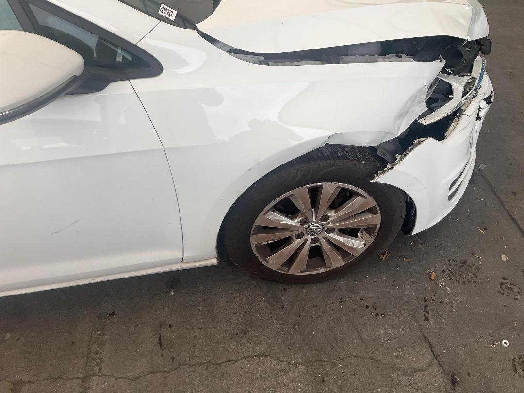 Photo '2' of Volkswagen Golf TSI Comfortline