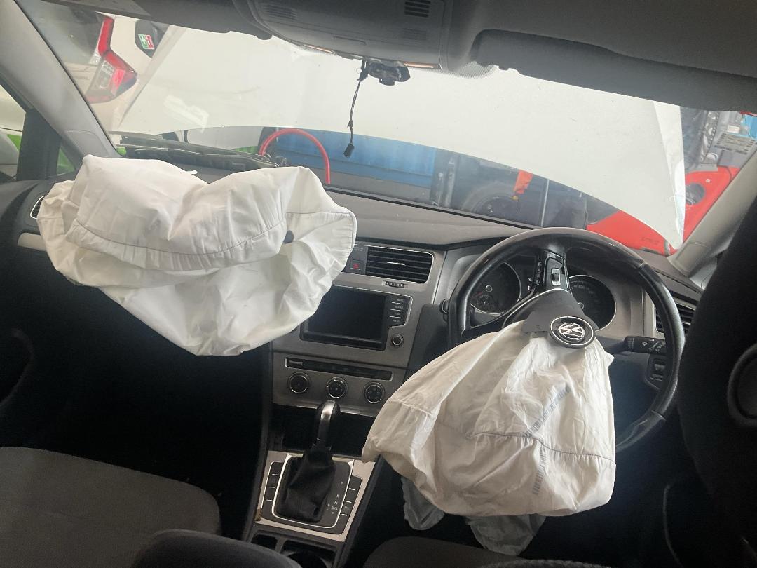 Photo '21' of Volkswagen Golf TSI Comfortline