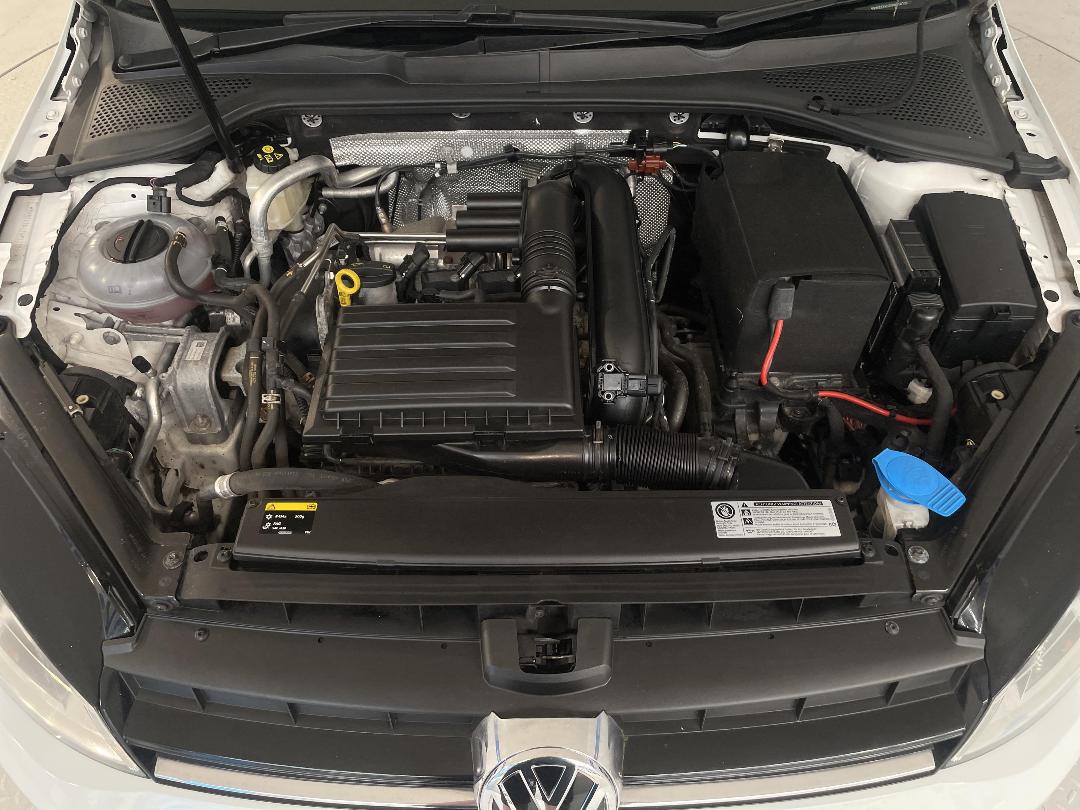 Photo '13' of Volkswagen Golf Photo '13' of Volkswagen Golf