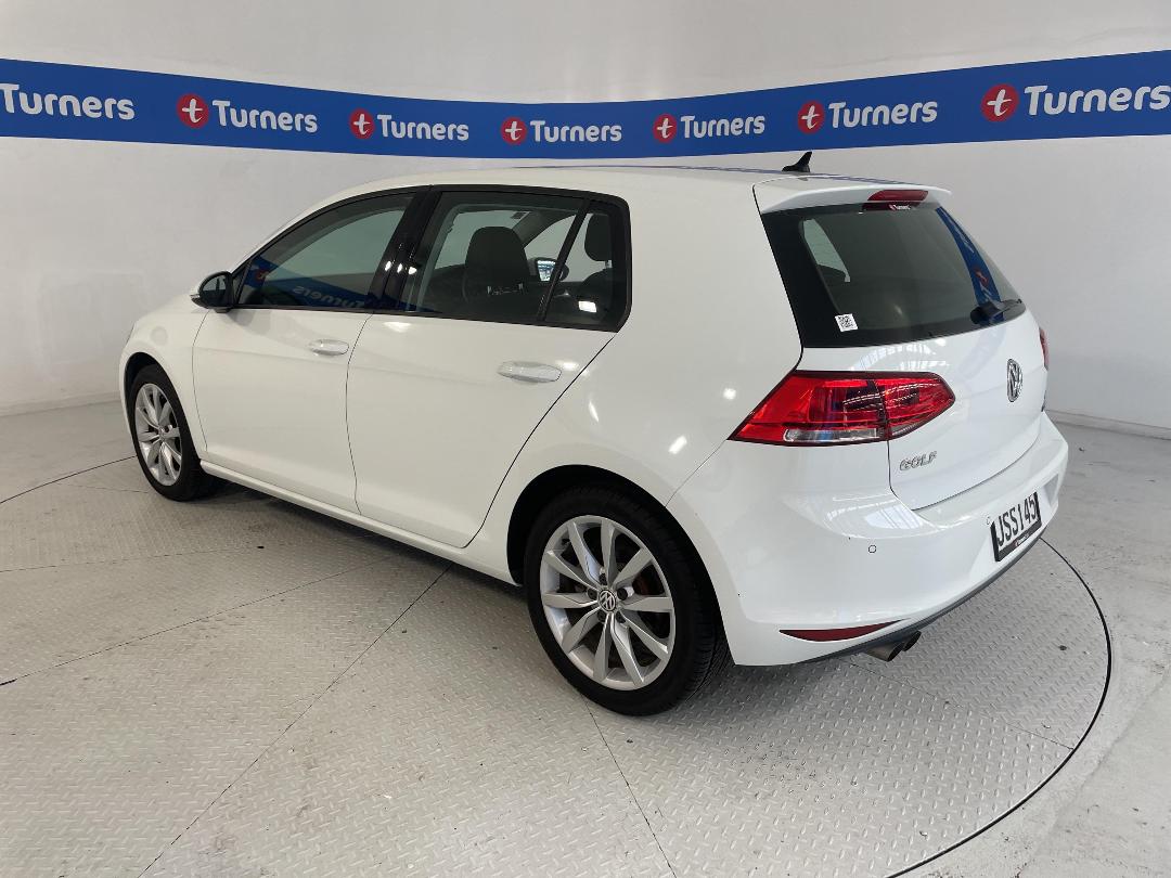 Photo '5' of Volkswagen Golf Photo '5' of Volkswagen Golf