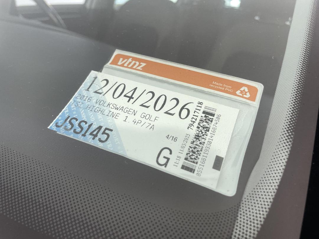 Photo '35' of Volkswagen Golf Photo '35' of Volkswagen Golf