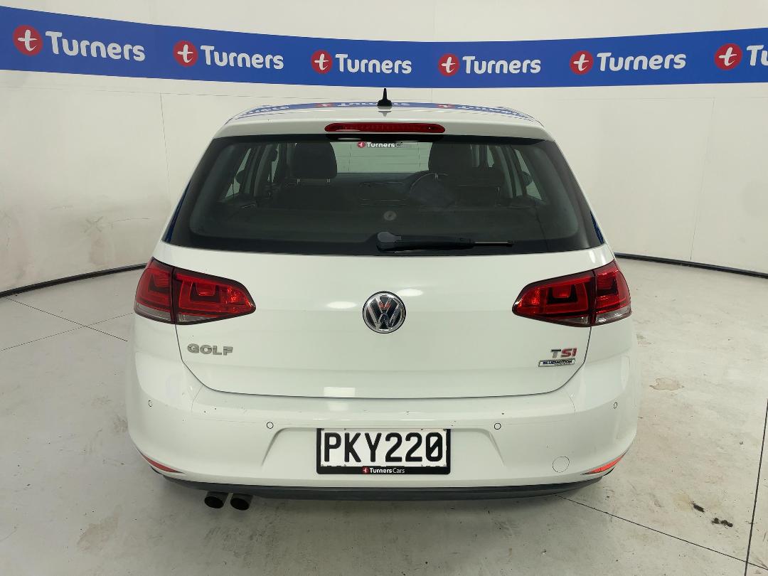 Photo '6' of Volkswagen Golf