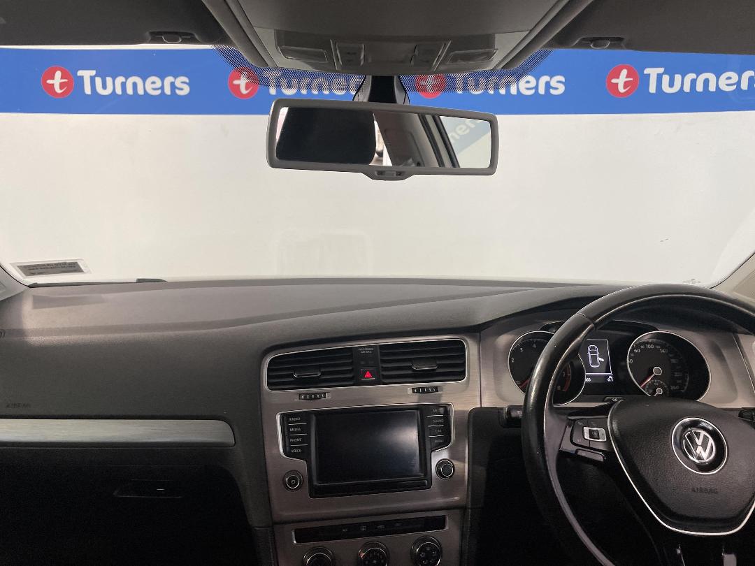 Photo '17' of Volkswagen Golf