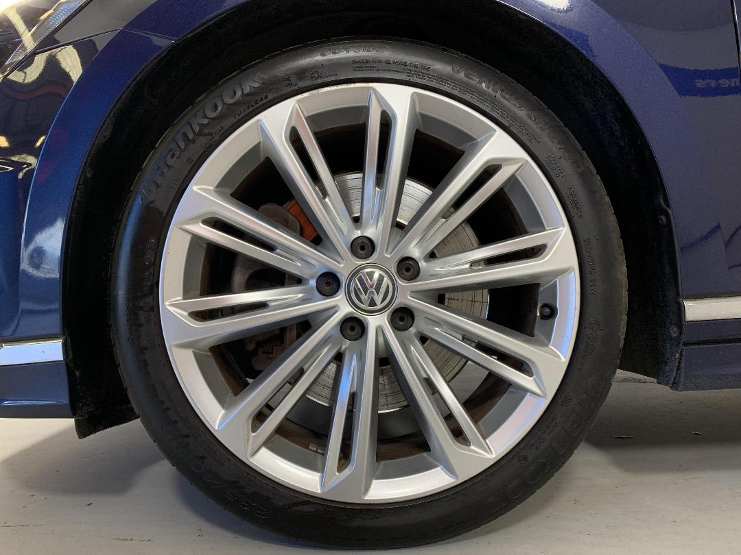 Photo '10' of Volkswagen Passat