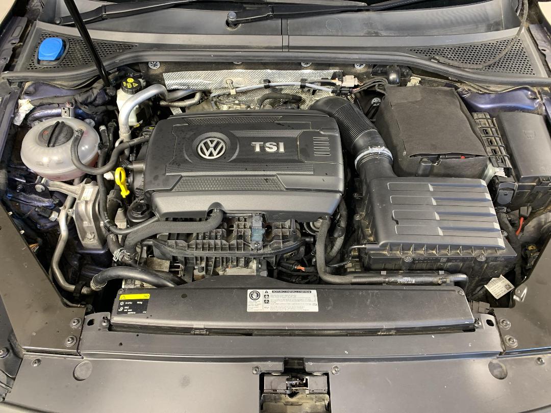 Photo '13' of Volkswagen Passat