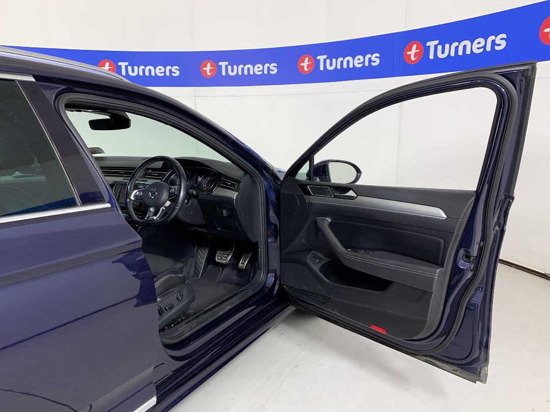 Photo '15' of Volkswagen Passat