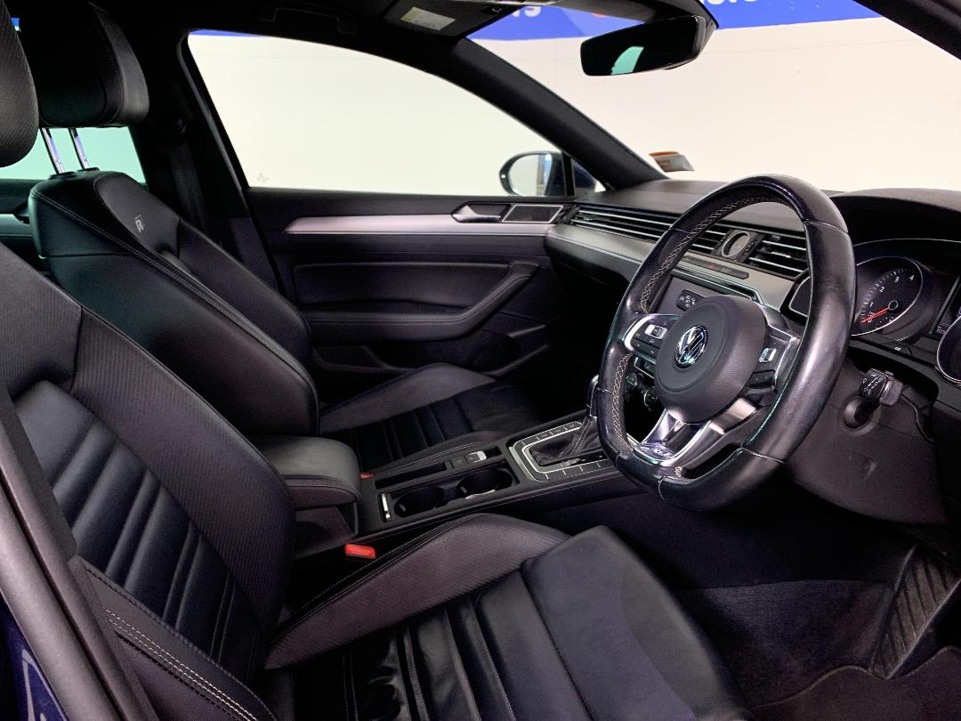 Photo '16' of Volkswagen Passat